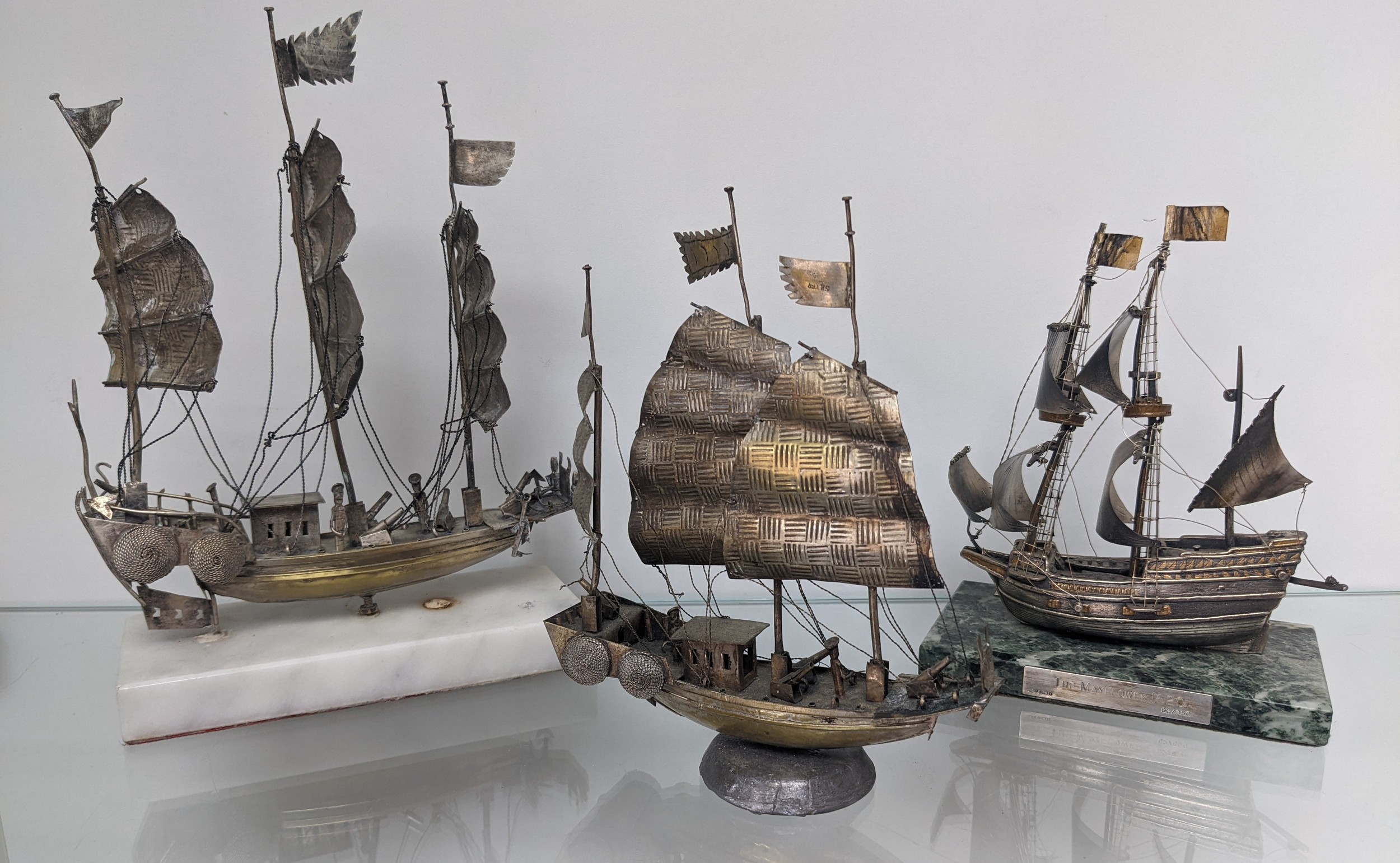 Birmingham silver Chinese ship model 'The Mayflower 1620' [62/850] 'Presented to J. Gillespie On