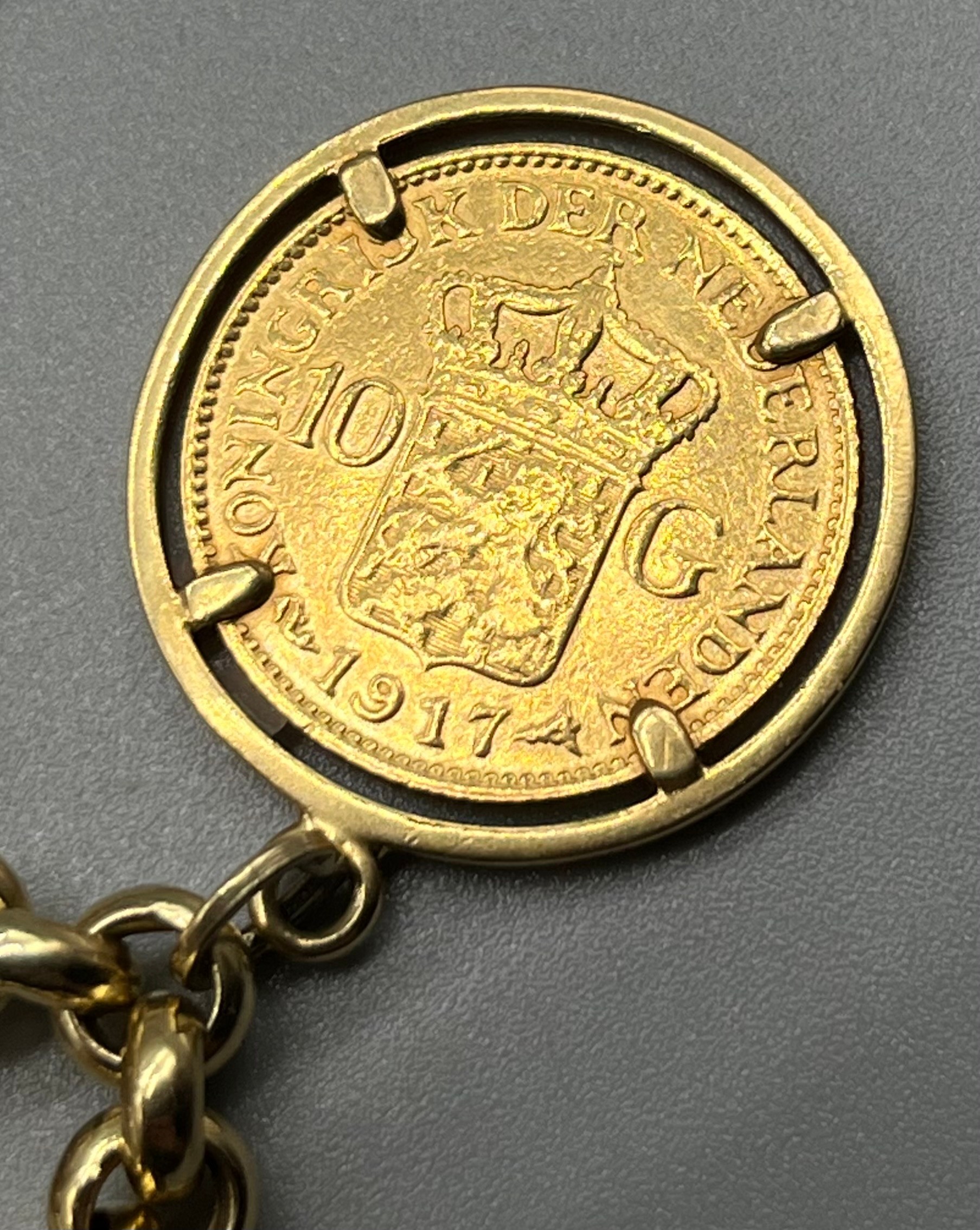 14ct yellow gold belcher bracelet together with two Netherland gold coins; 1897 & 1917 Ten Gulden - Image 2 of 5