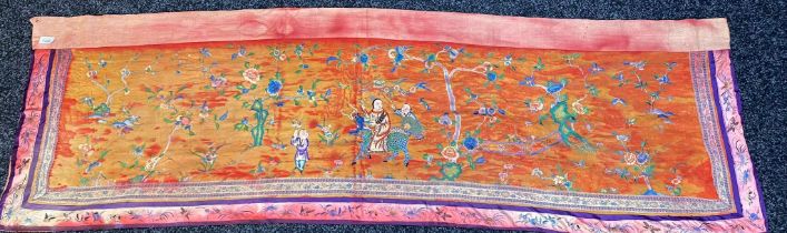 19th century Chinese needle work silk wall hanger. Depicts various figures, Lady of some