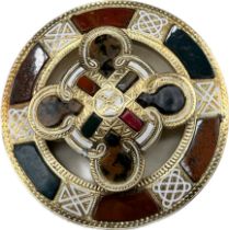 19th century 14ct yellow gold, enamel and agate circular Celtic brooch. C.1860. Fitted with