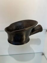 19th century Chinese Bronze silk iron. [9x15x19cm]