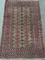 Persian ornate rug. [193x126cm]
