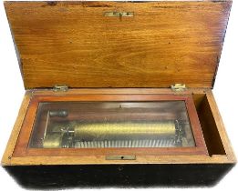 Antique drum music box. [In a running condition] [Missing one tooth] [14x41x18.5cm]