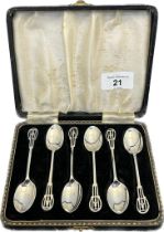 Boxed set of six Birmingham silver tea spoons produced by Lanson Ltd.