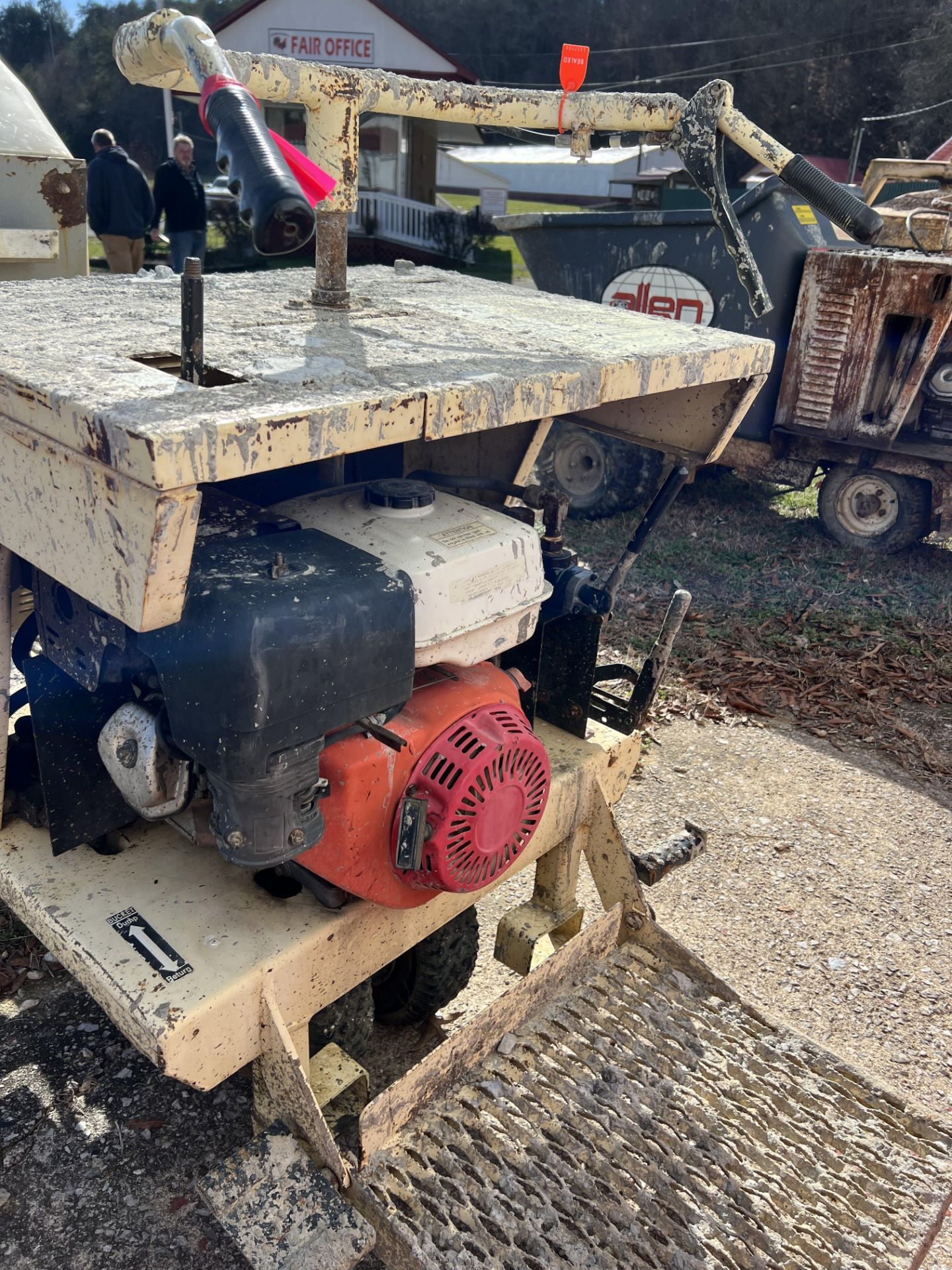 Terex PB16 Georgia Buggy, Honda Engine, Fiberglass Hopper - Image 3 of 3