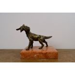 Petit bronze chien de chasse