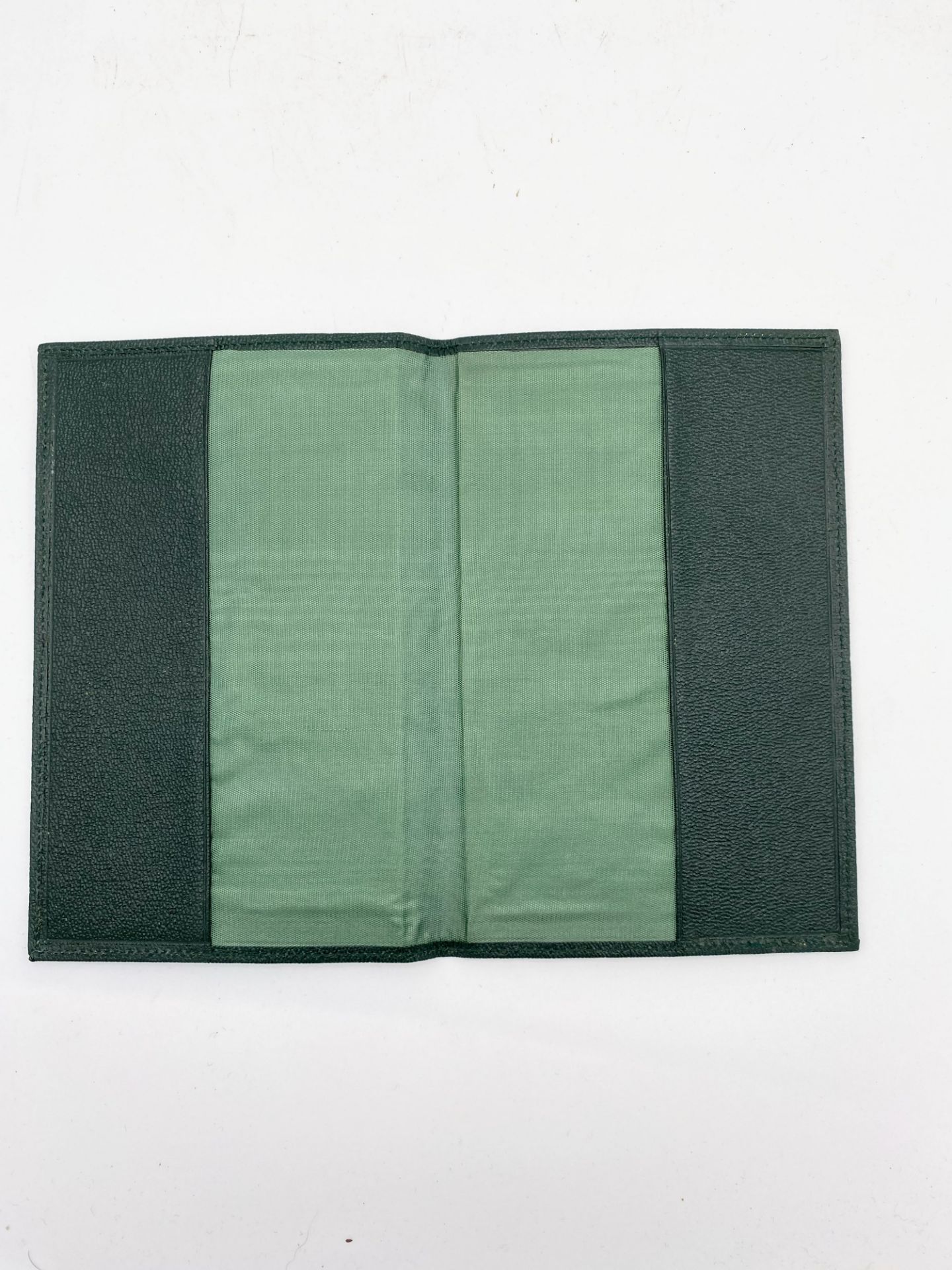 ROLEX Maroquinerie - Pochette en maroquin vert émeraude - insigne en haut à droite - ca 1960 - Image 3 of 3