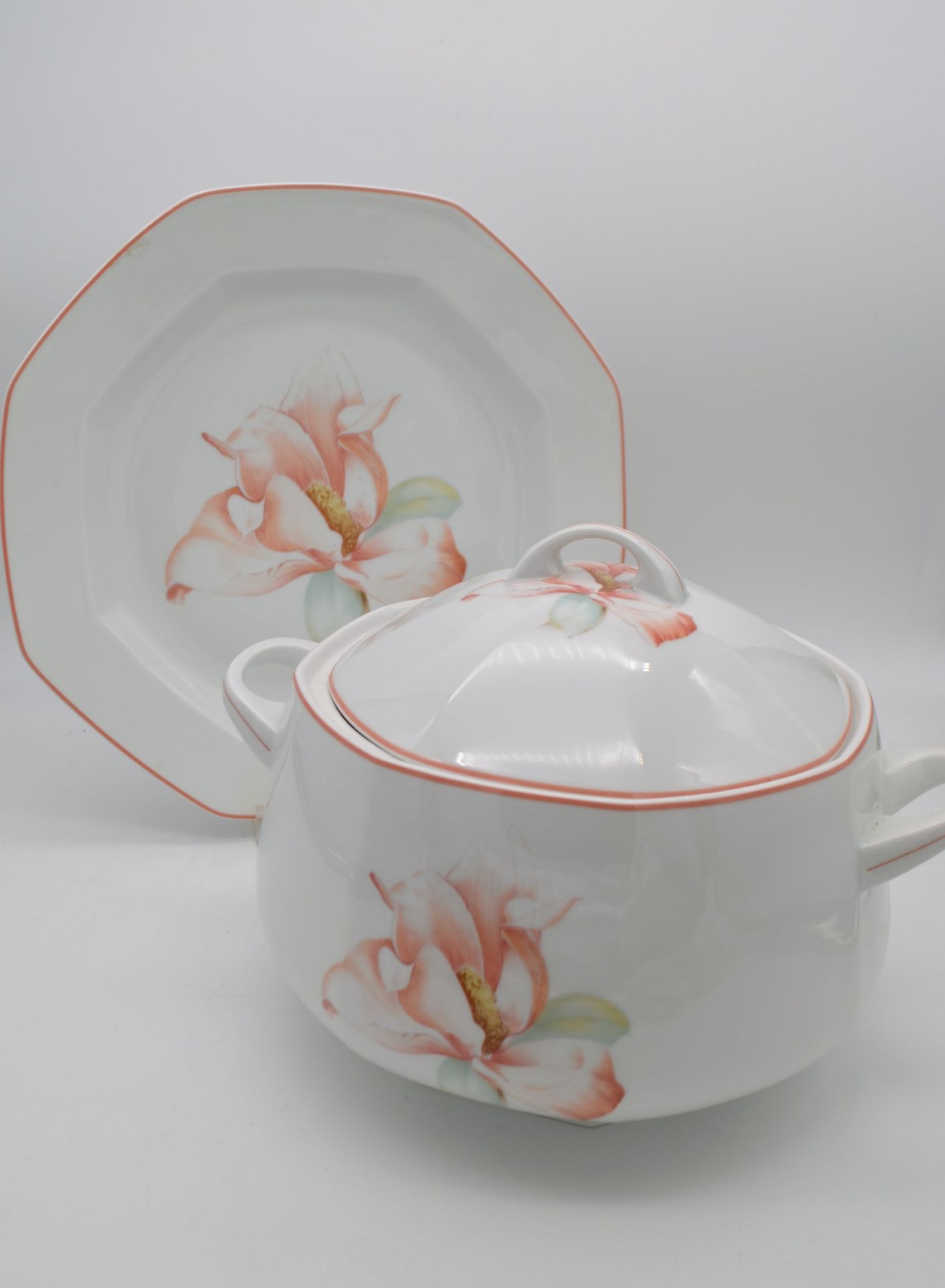 Service en porcelaine de Limoges, manufacture Lafarge, Collection 'Orchidée', vintage - Image 15 of 15