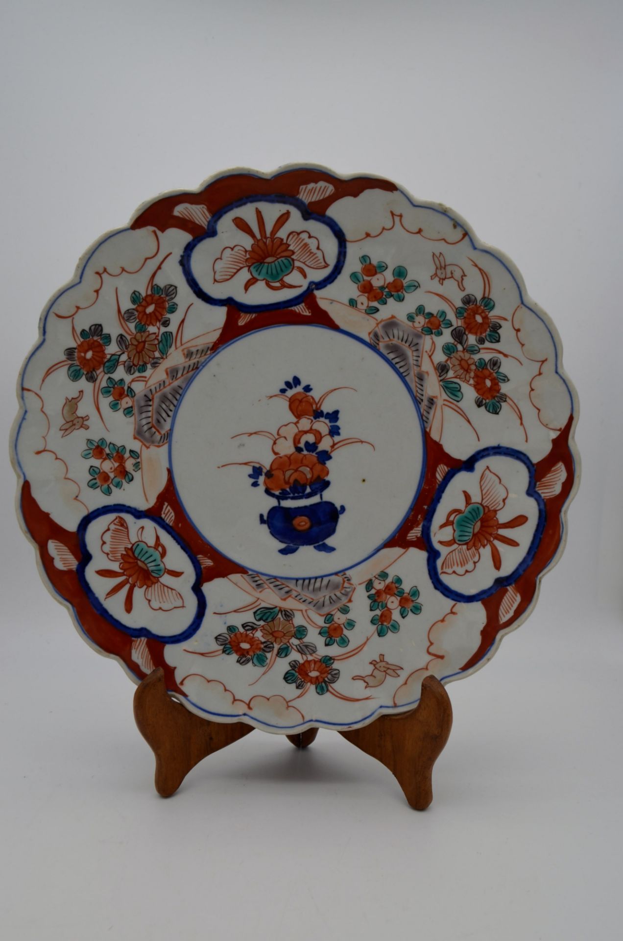 Plat Imari famille Rose