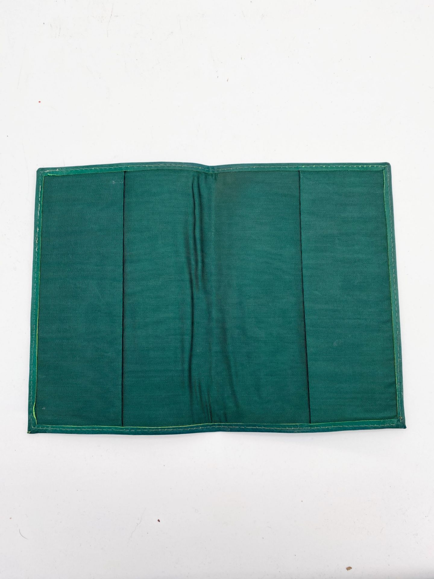ROLEX Maroquinerie - Pochette en maroquin vert émeraude avec dessin/gravure - insigne centrale - Image 3 of 3