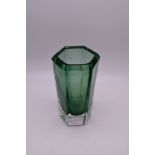 Vase polygone vert Murano