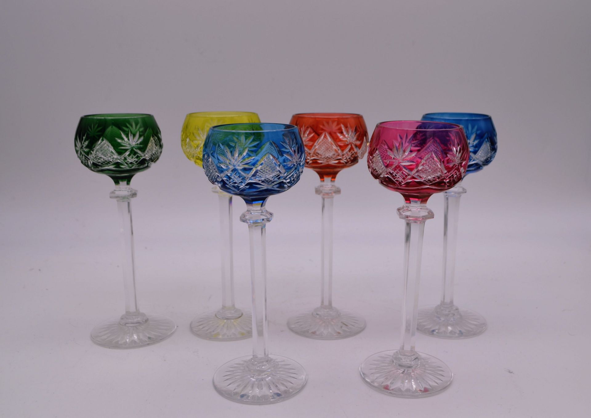 Lot de 6 verres en cristal taillé coloré Val Saint Lambert