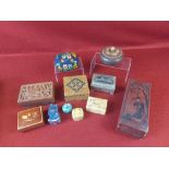 Collection vintage boxes.