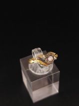18ct gold ladies diamond ring 2.6 grams size J