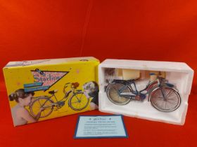 1950 Starliner Limited Edition die cast model bike. In original box by XONEX. Scale 1:6.