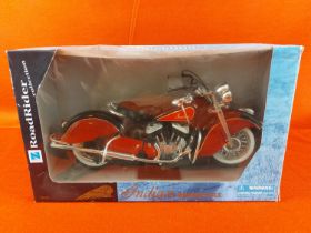 New Ray Indian Motorcycle boxed die cast with plastics. Scale 1:6.