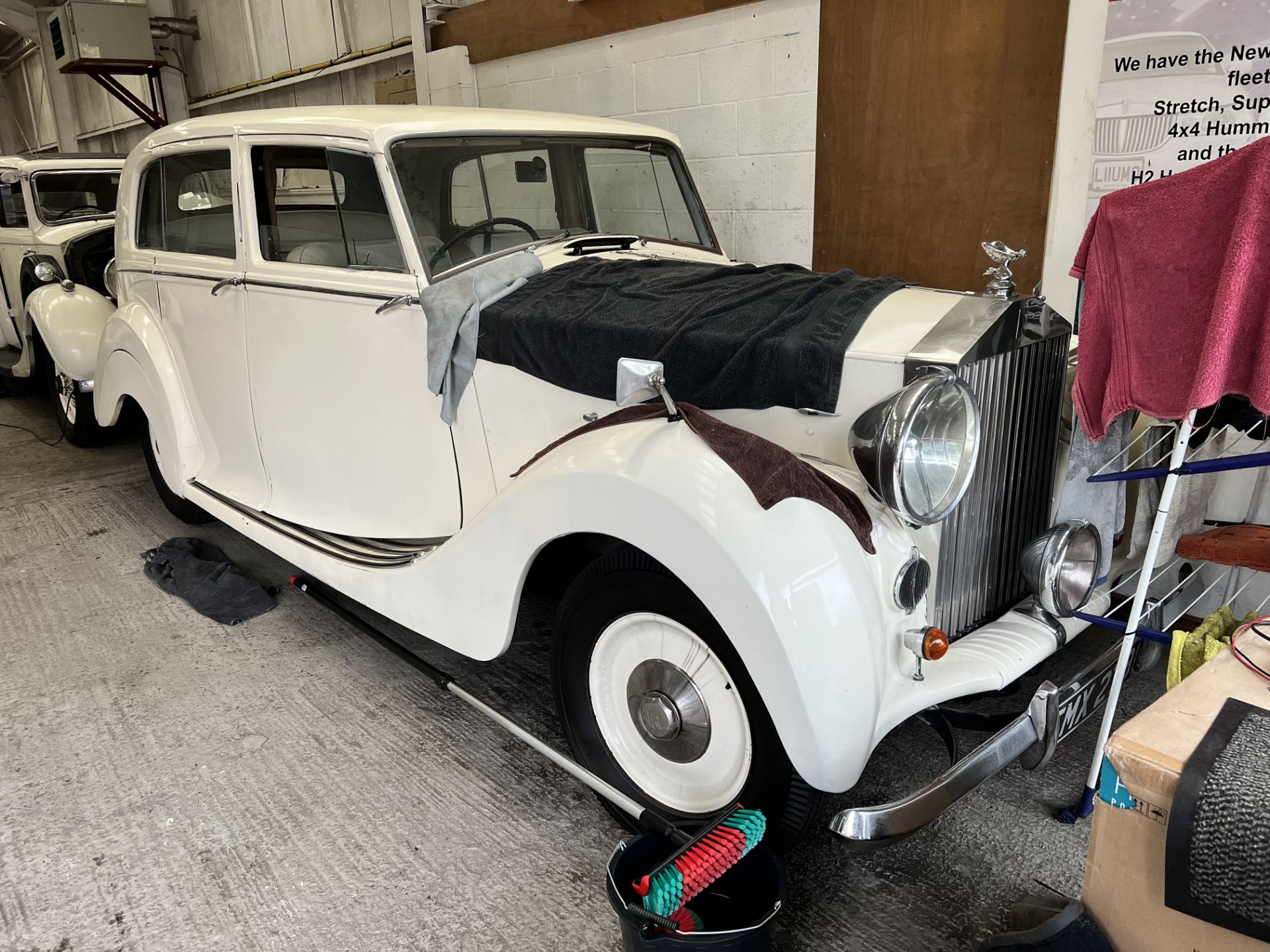 (1948) Rolls Royce Pre-War Wraith, 6 Passenger Limousine (Ivory) - NO VAT - Image 2 of 8