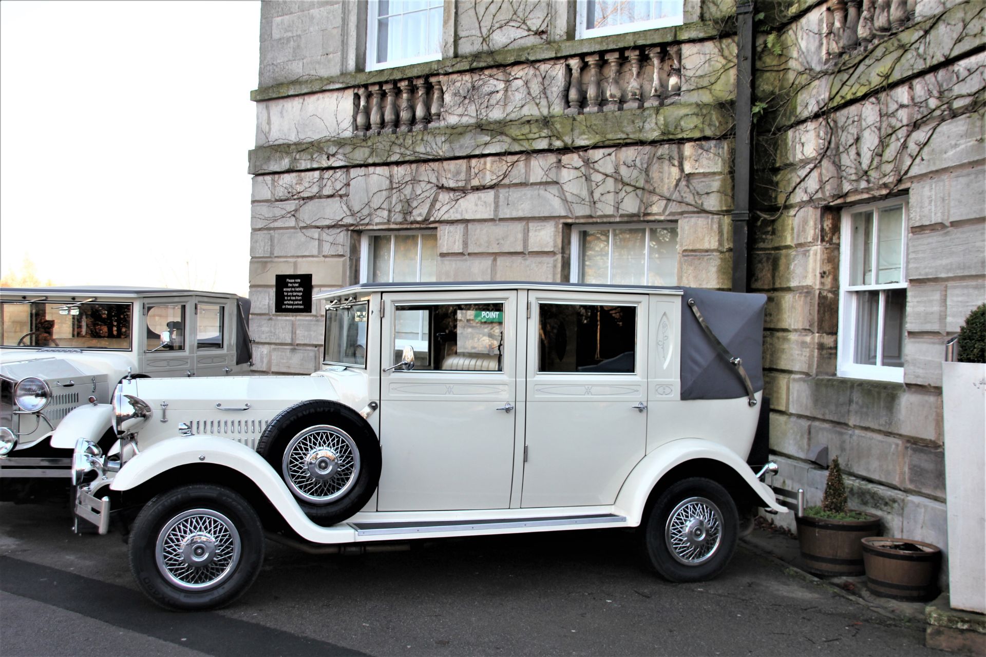 Imperial Viscount Vintage Replica Car (Pearl White) - VAT Qualifying - Bild 9 aus 18