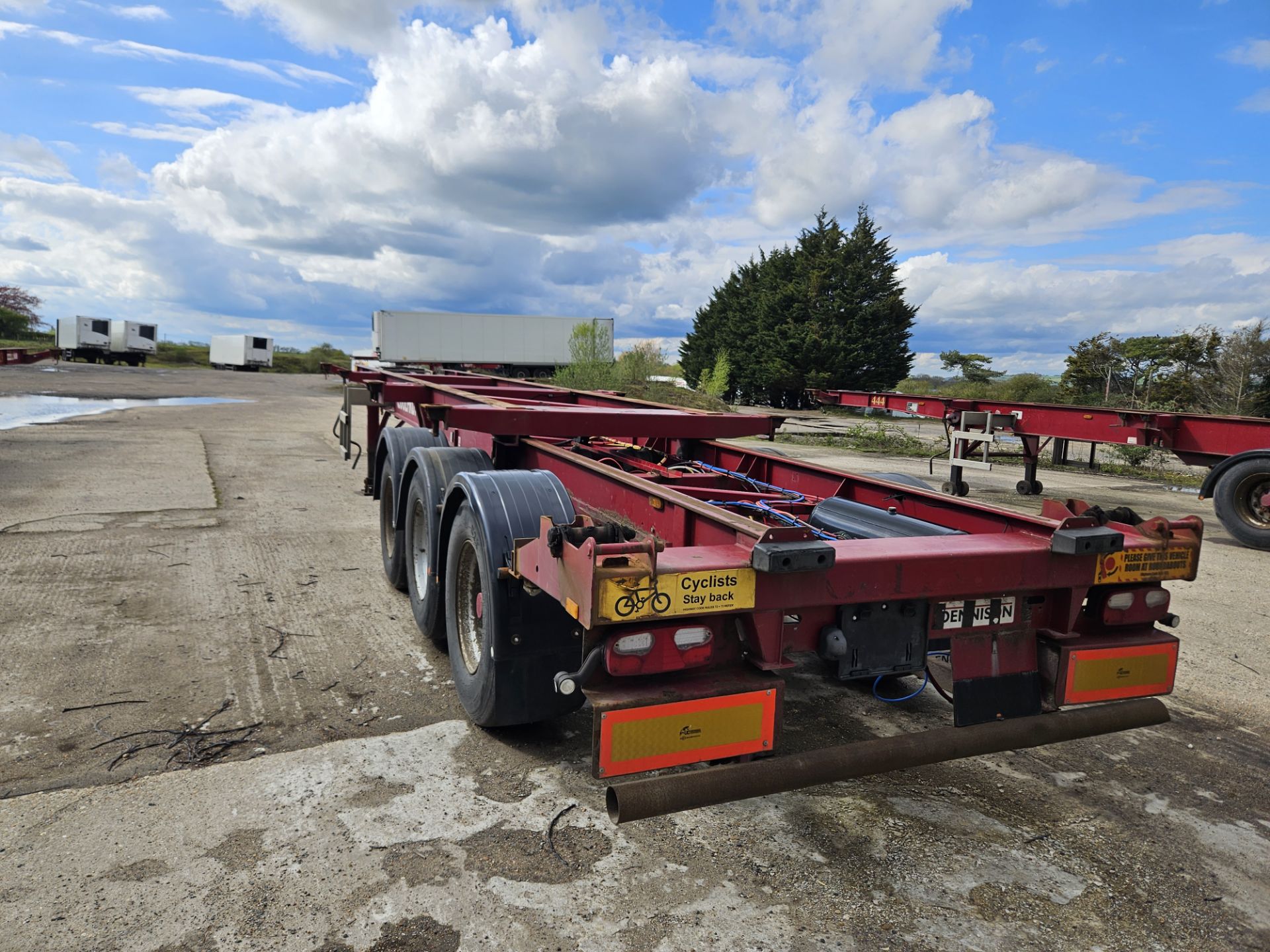 (2011) Dennison Tri-Axle Skeletal Trailer - Bild 6 aus 6