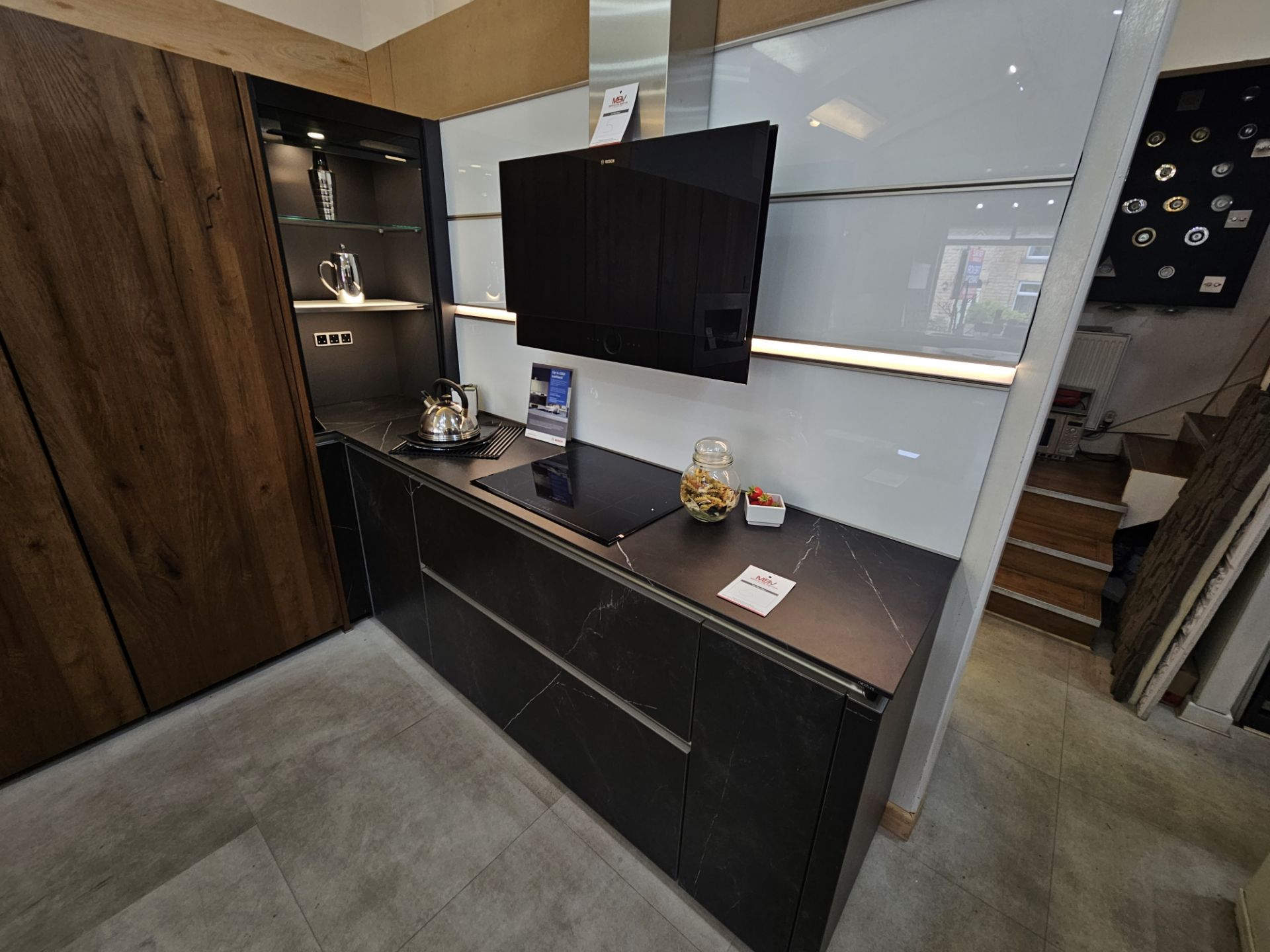 Display kitchen comprising black marble effect base unit cupboards and drawers - Image 2 of 9