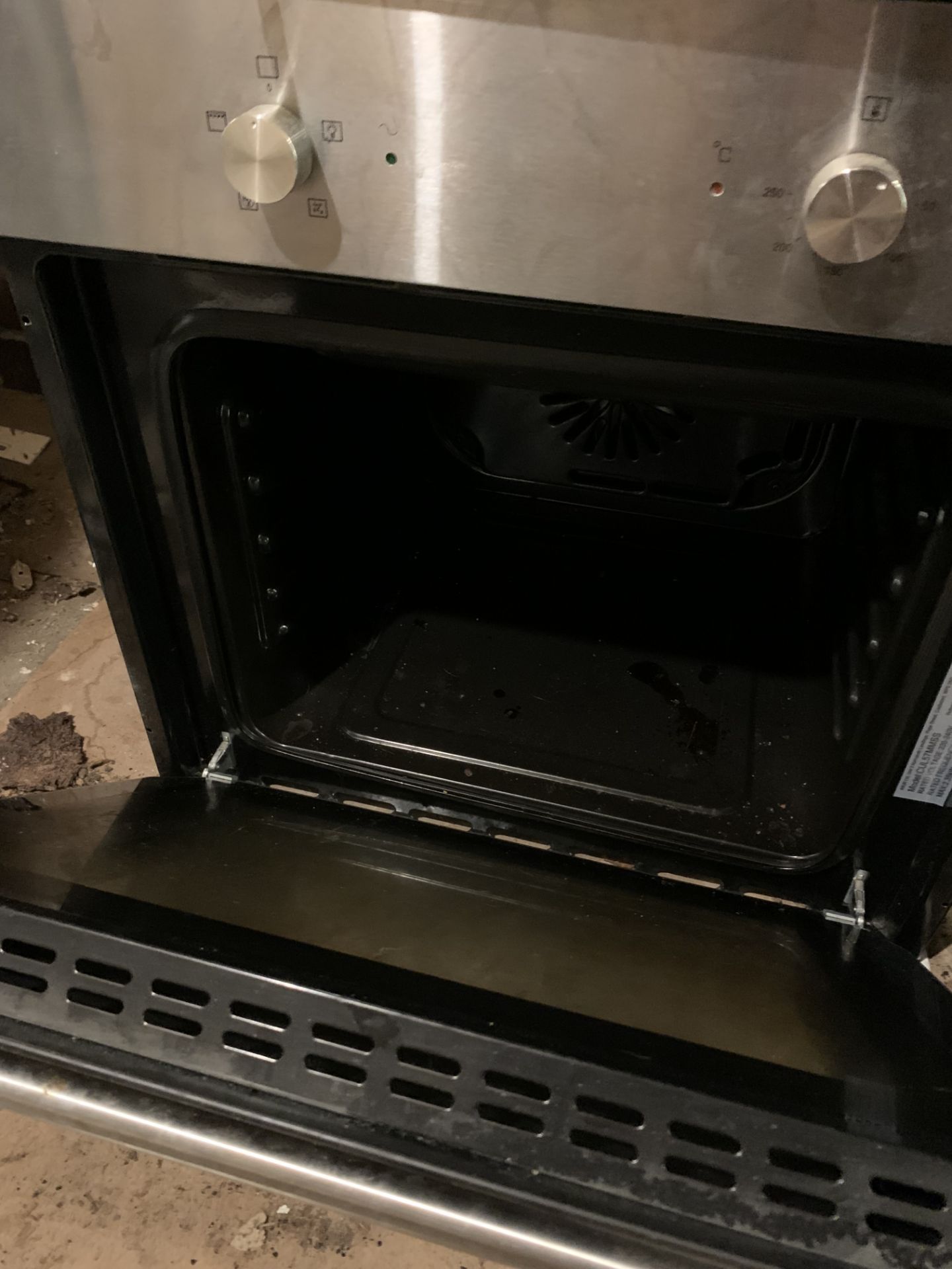 Indesit Integrated Oven (ex-replacement, item has been used) - Image 3 of 3