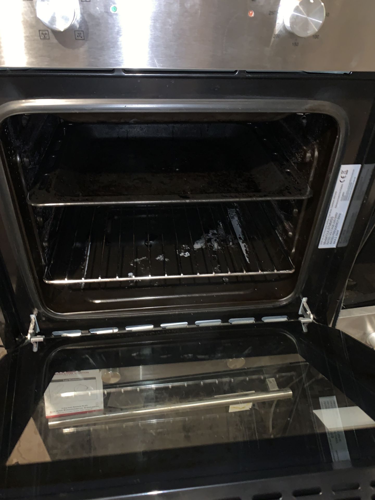 Indesit Integrated Oven (ex-replacement, item has been used) - Image 2 of 3