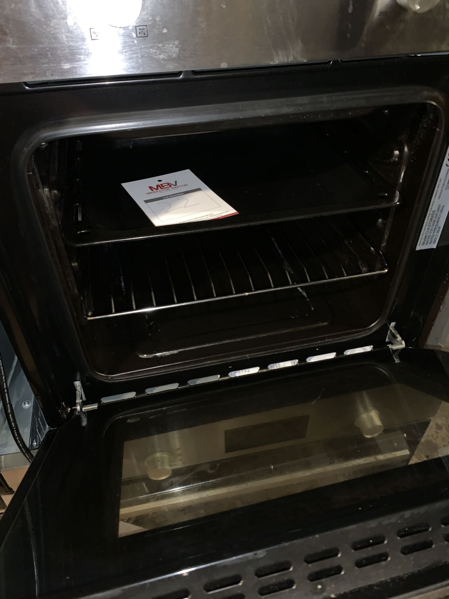 Indesit Integrated Oven (ex-replacement, item has been used) - Image 3 of 3