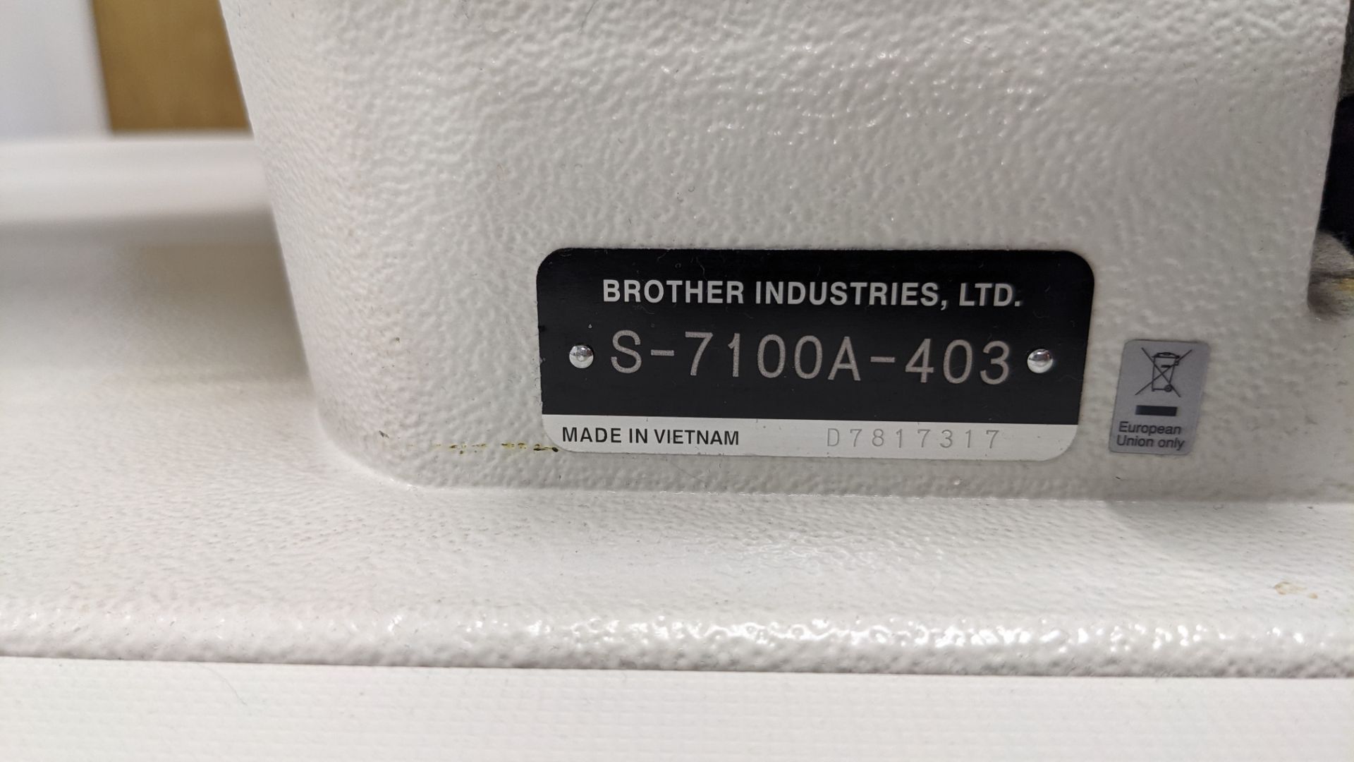 Brother S-7100A-403 Direct Drive (UBT) Lockstitch Straight Stitch Industrial Sewing Machine - Image 2 of 3