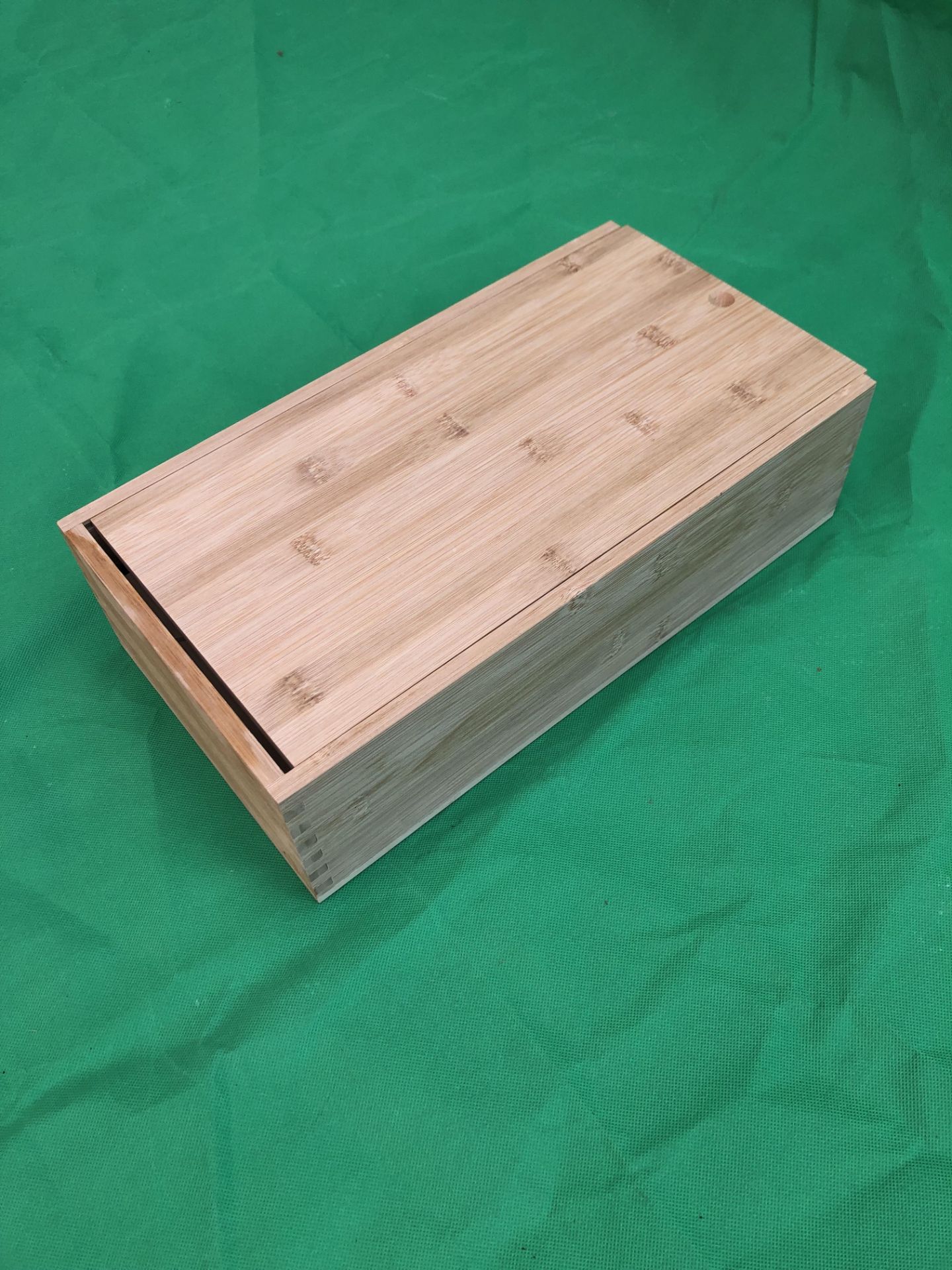 Decorative display slide top box. H 11cm W21cm L 39cm - Bild 4 aus 4