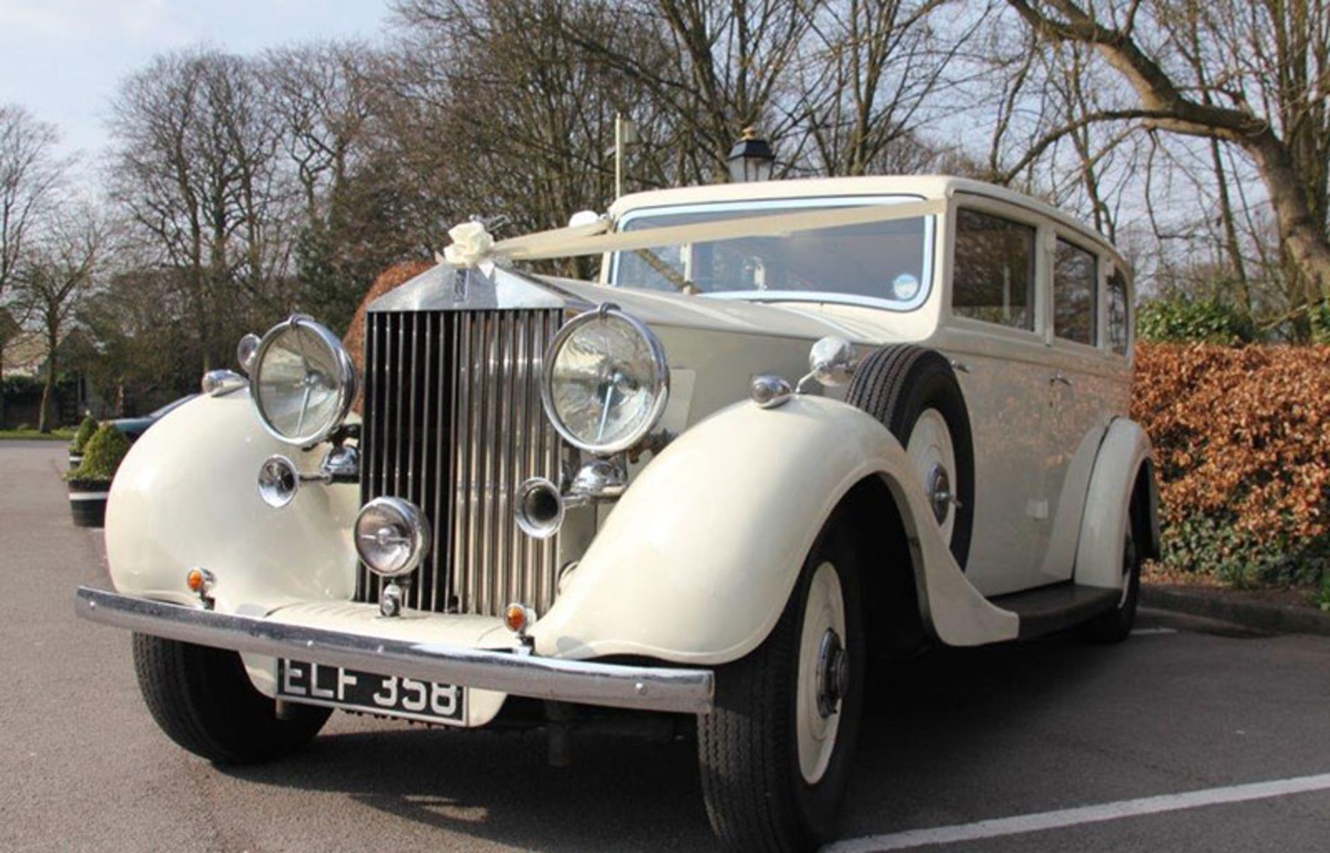 (1936) Rolls Royce Phantom 3 Vintage 6 Passenger Limousine (Ivory White)