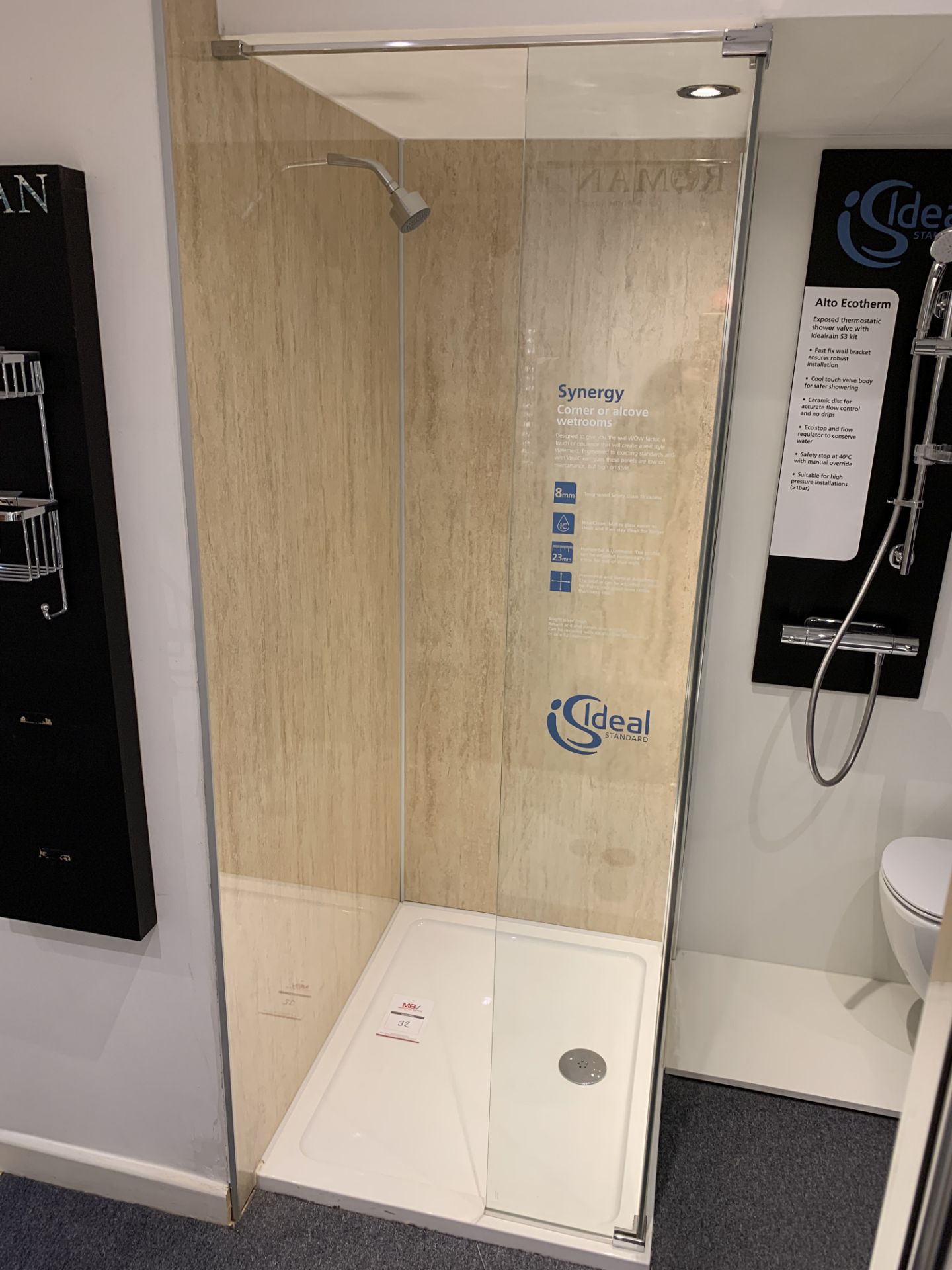 Display corner shower cubicle & tray