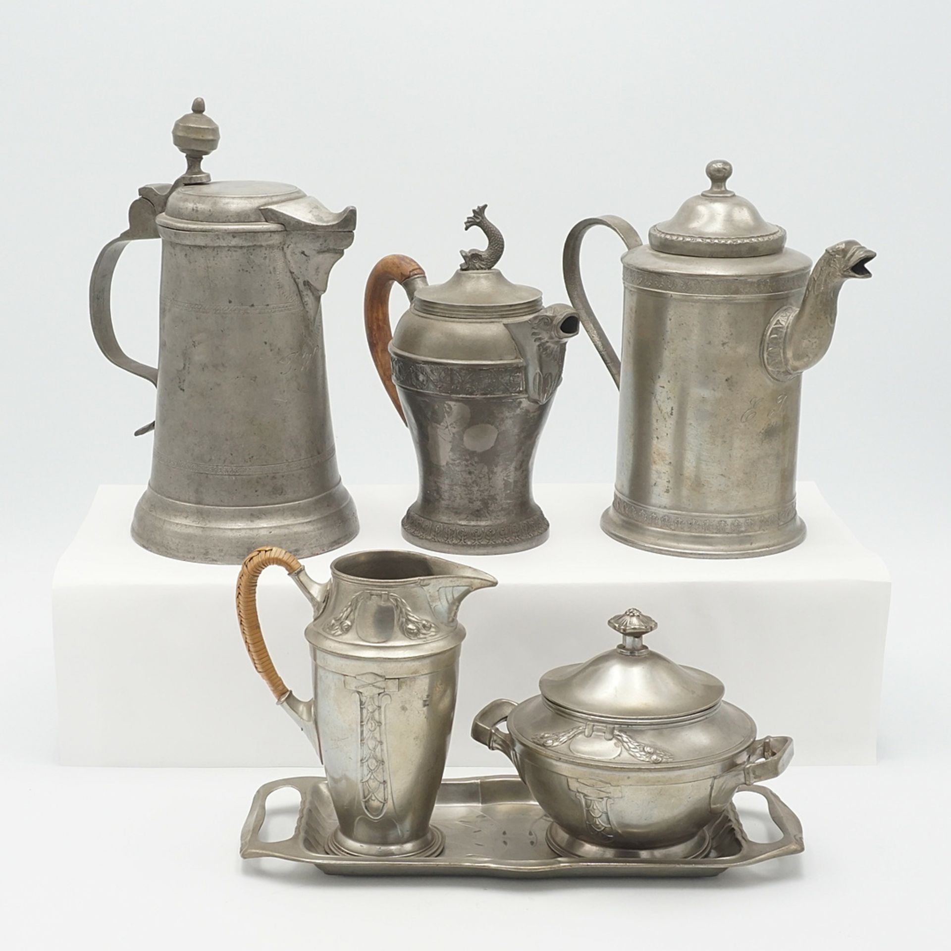 Six tin vessels, around 1800