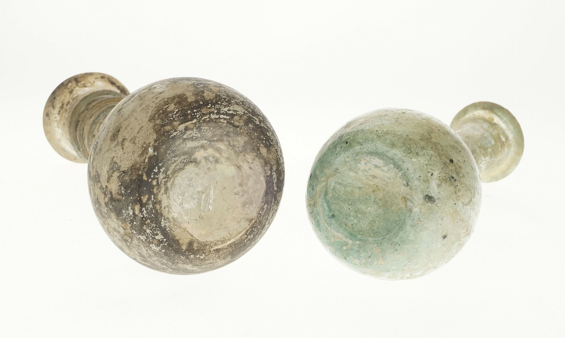 Two small glass bottles based on models from Roman antiquity - Image 3 of 3