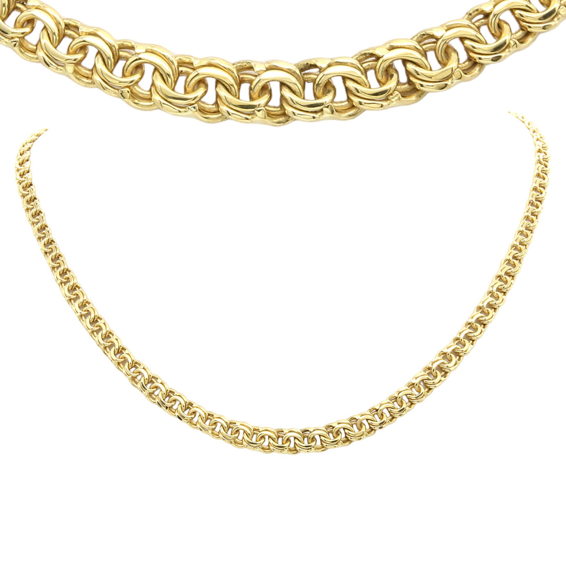 Double curb chain as a necklace