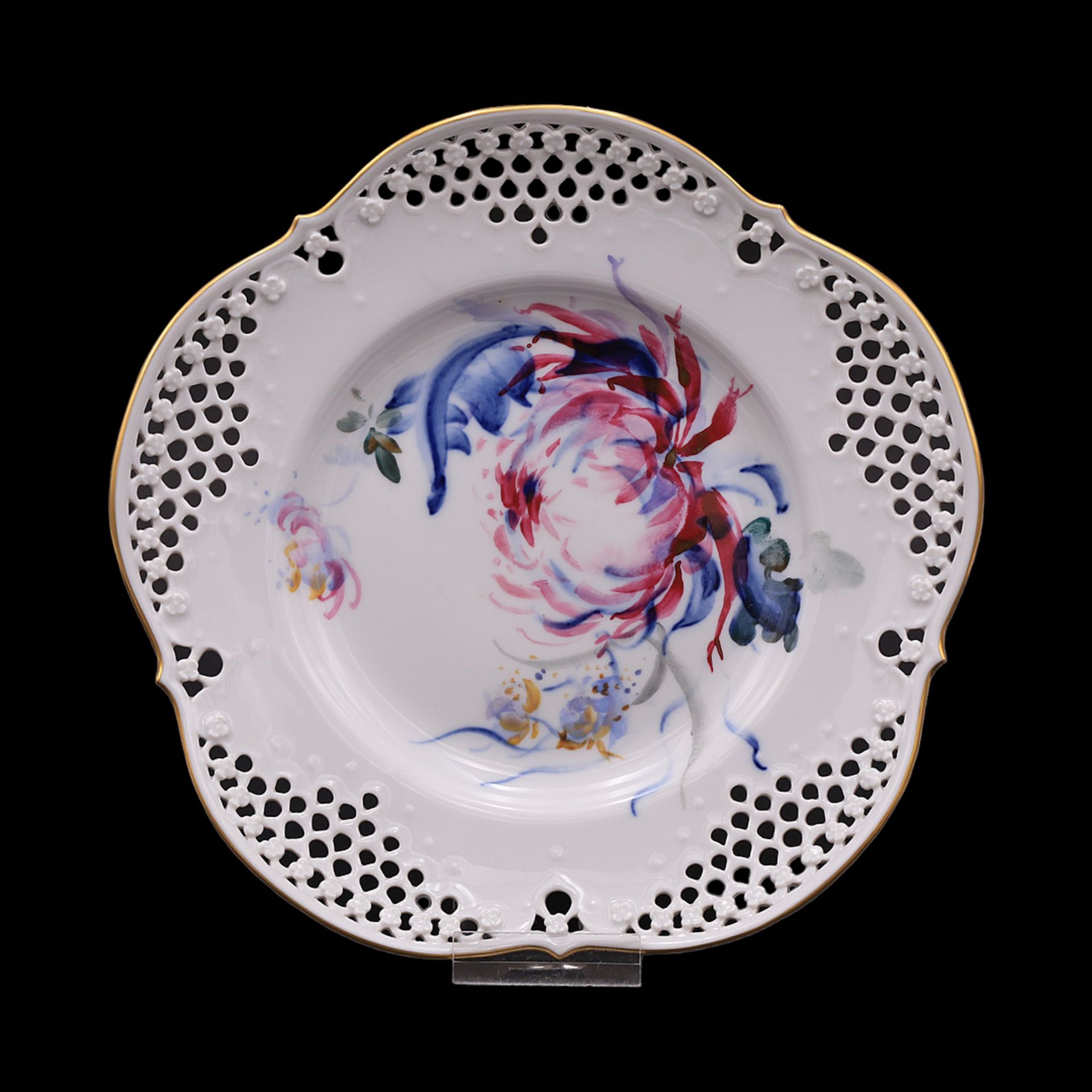 Small Meissen open-work plate with flower painting, 1980