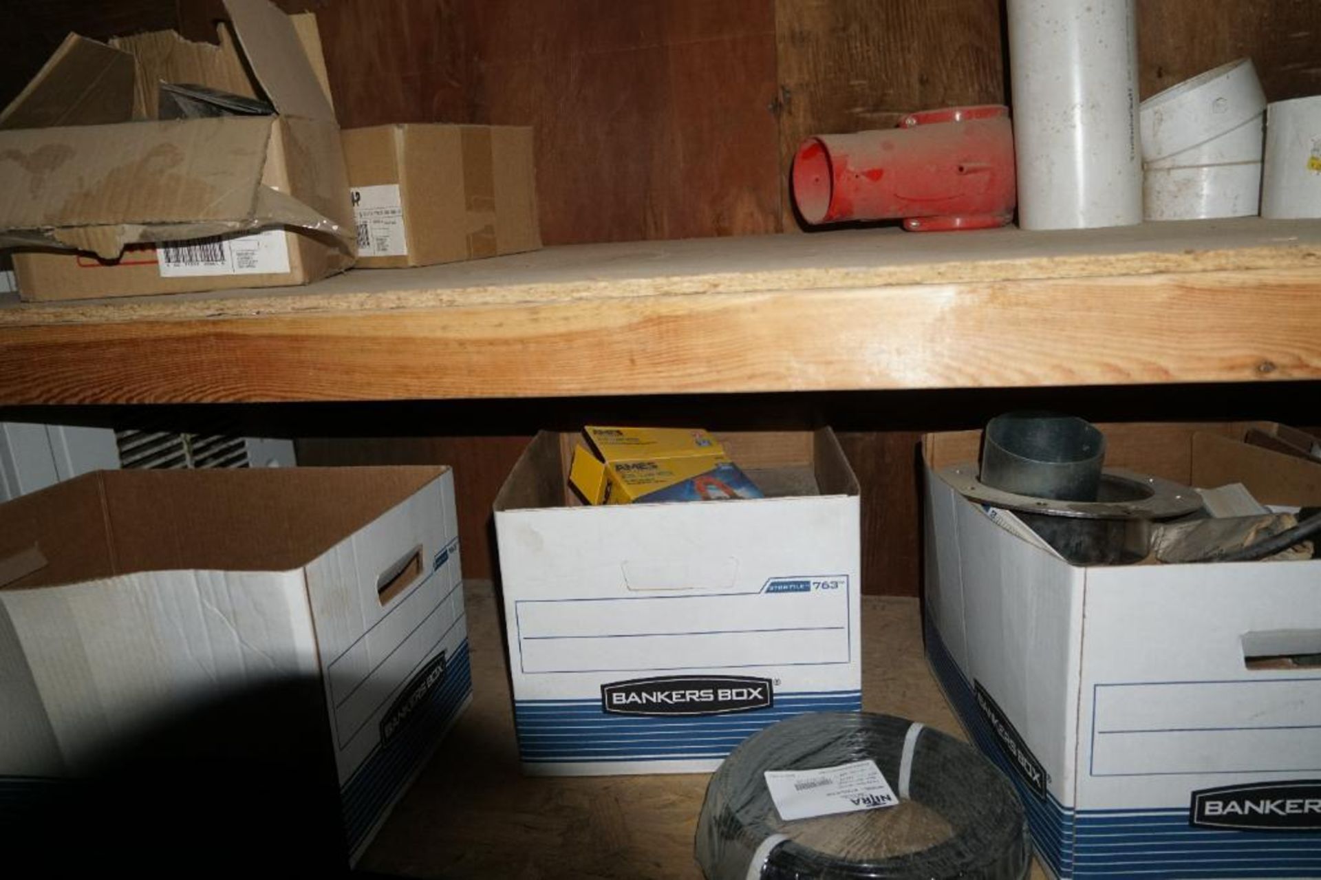 Shelves & Compression Couplers - Image 24 of 49