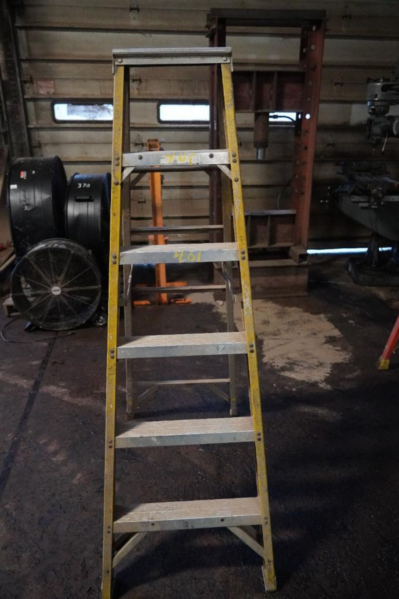 Step Ladders - Image 20 of 24