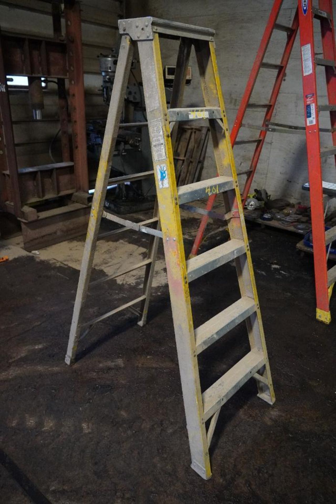 Step Ladders - Image 21 of 24