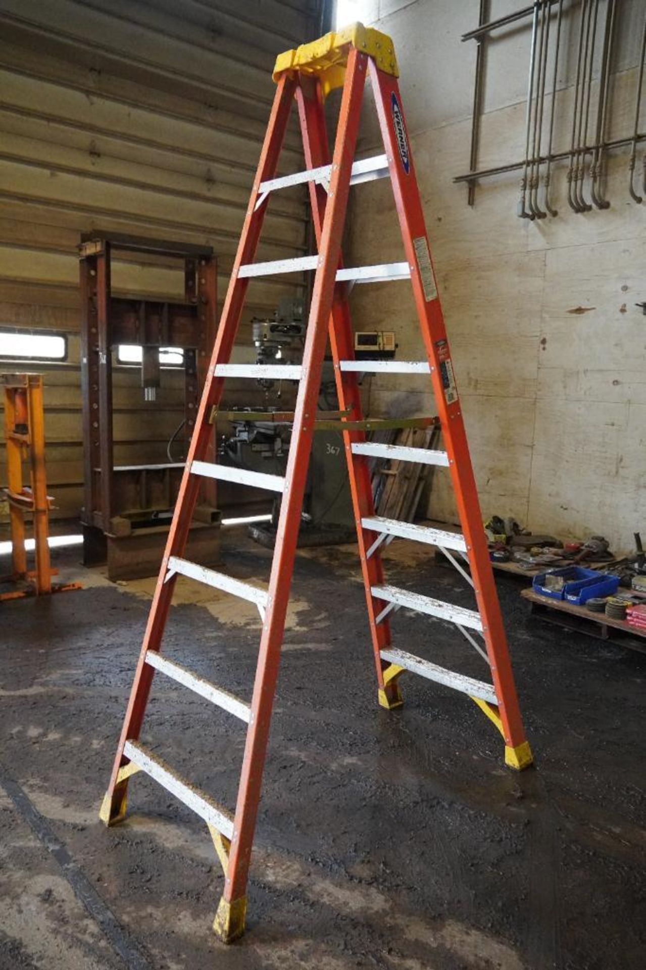 Step Ladders - Image 10 of 24