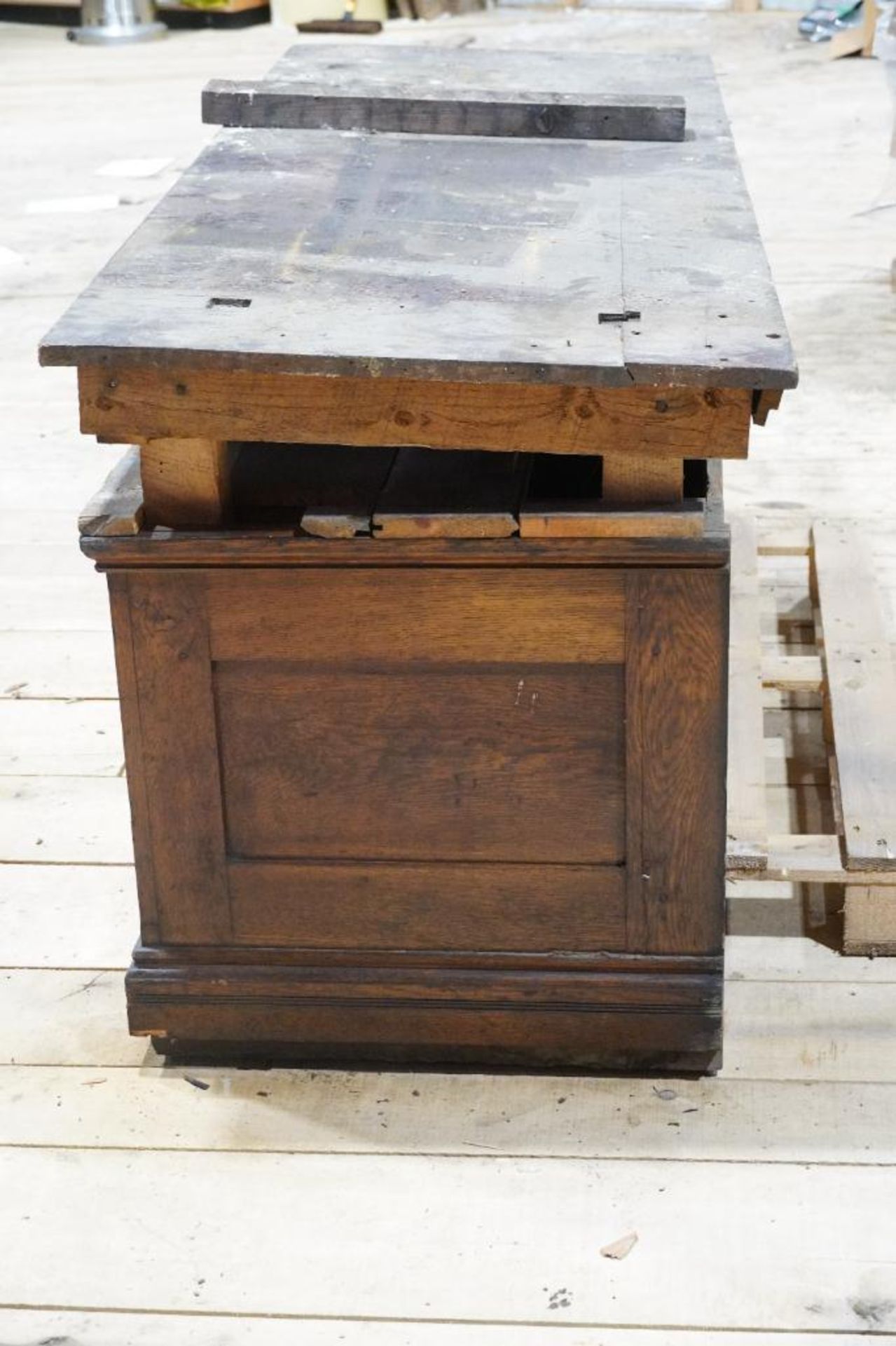 Early Oak Hardware Cabinet - Image 4 of 5