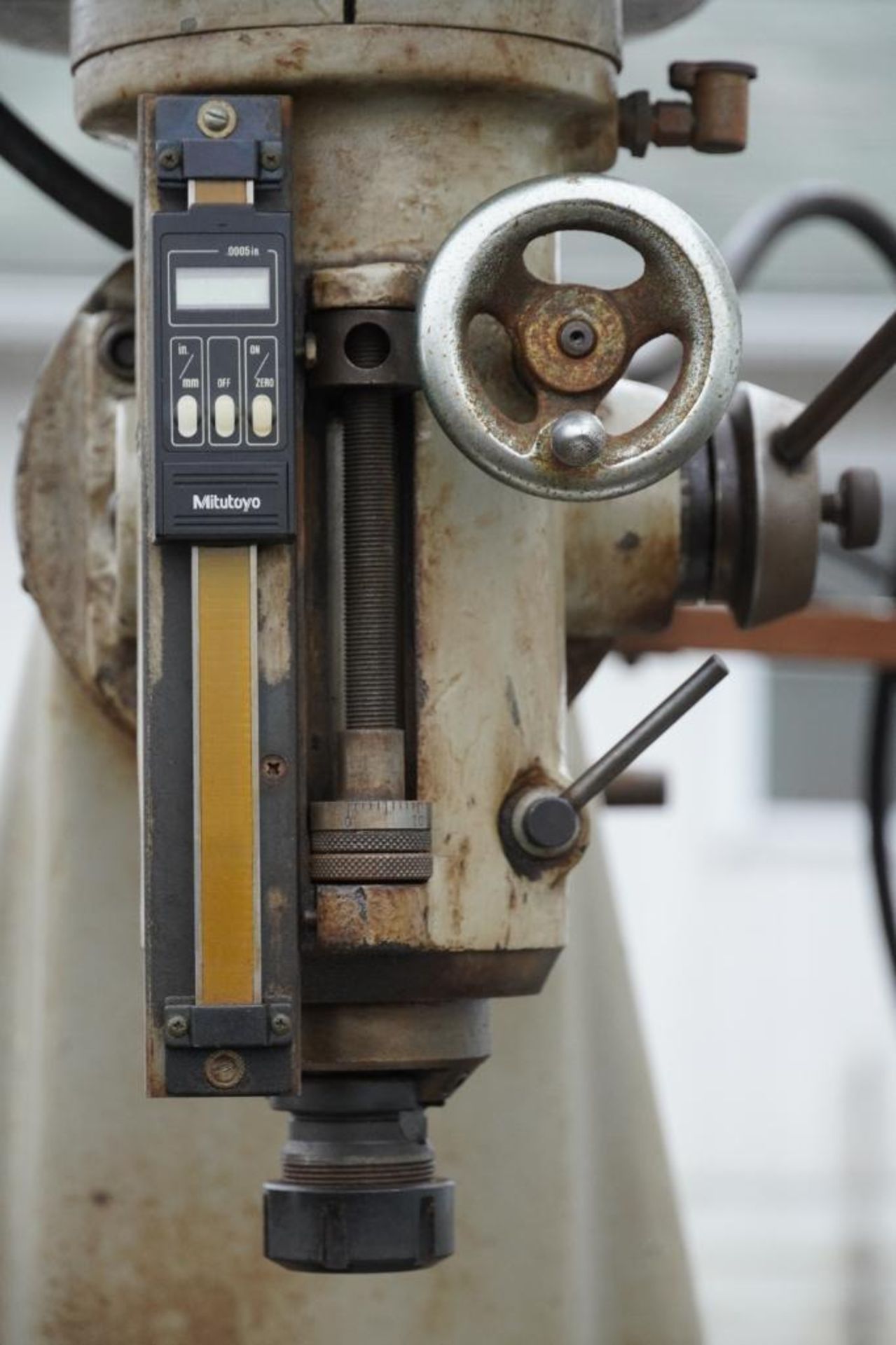 South Bend Vertical Milling Machine - Image 11 of 15