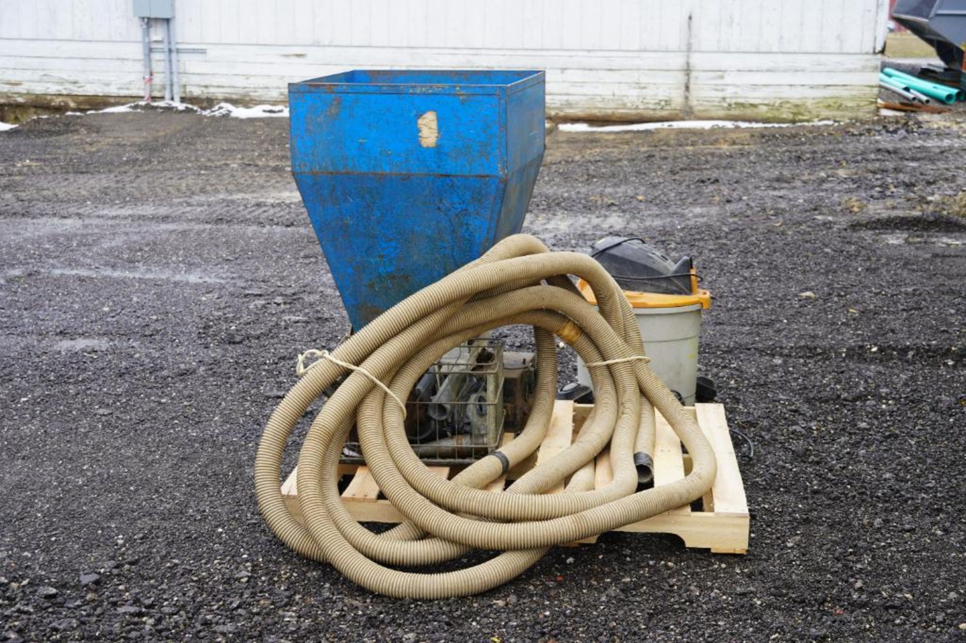 Cellulose Insulation Blower and Ridgid Shop Vac - Image 2 of 10