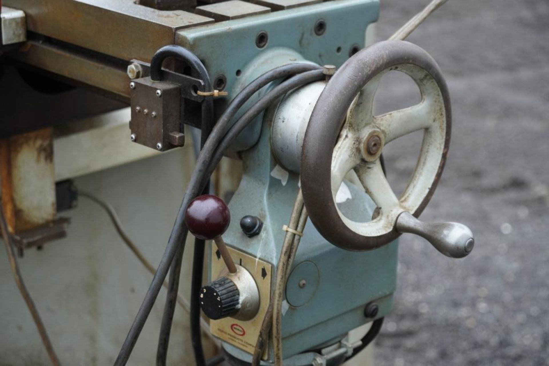 South Bend Vertical Milling Machine - Image 9 of 15