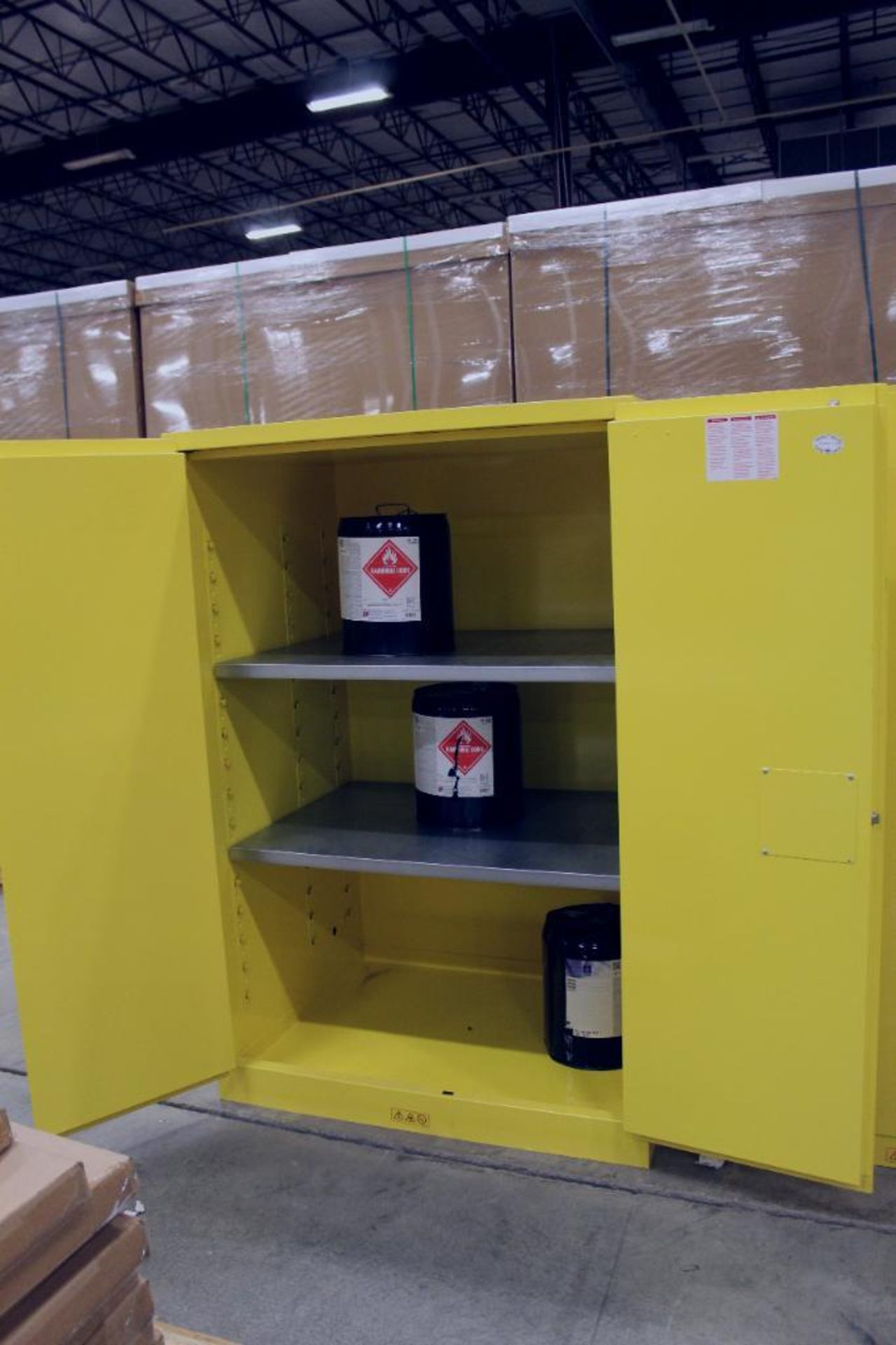 Storage Cabinet - Image 2 of 6