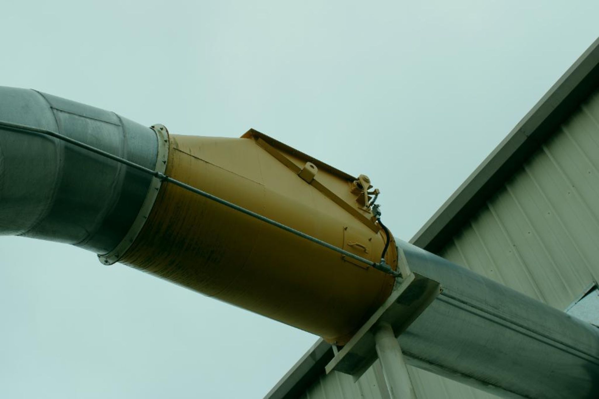 Dust Pipe - Image 11 of 17