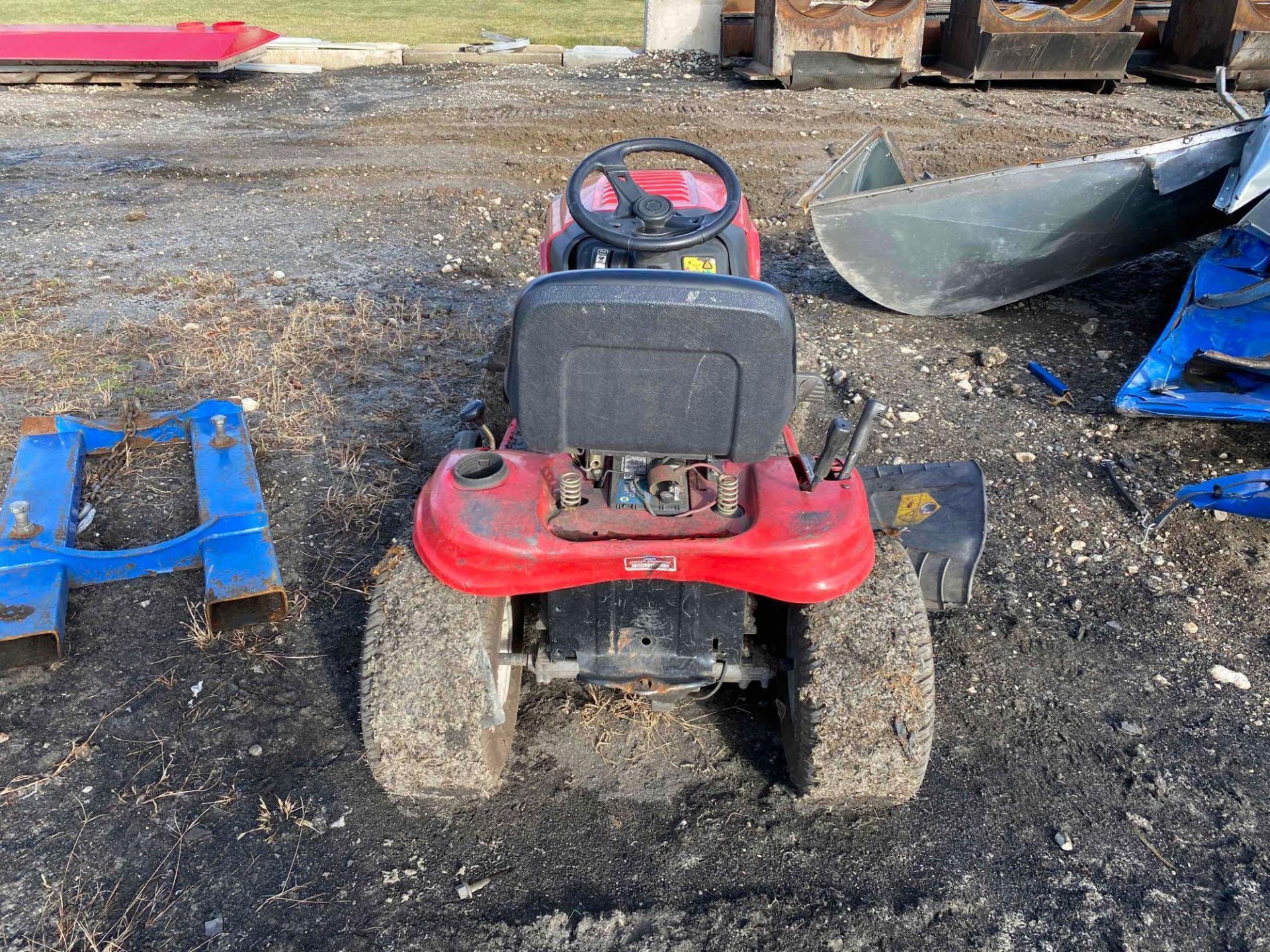 Troy Bilt Riding Mower - Image 5 of 8