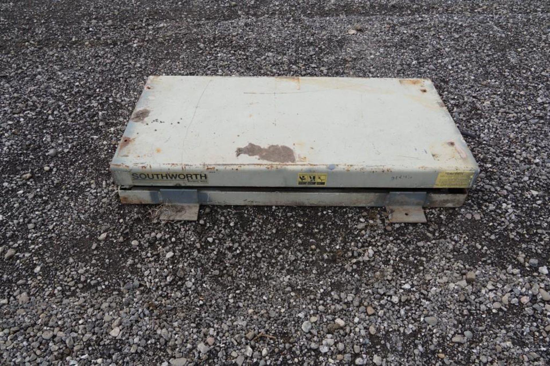 Southworth 48"x24" Hydraulic Lift Table