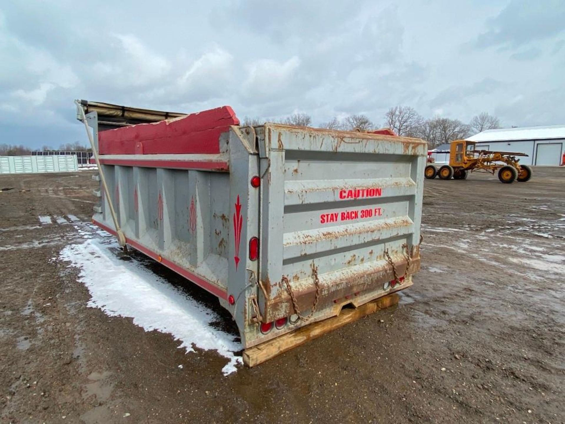 Dump Truck Box - Image 9 of 12