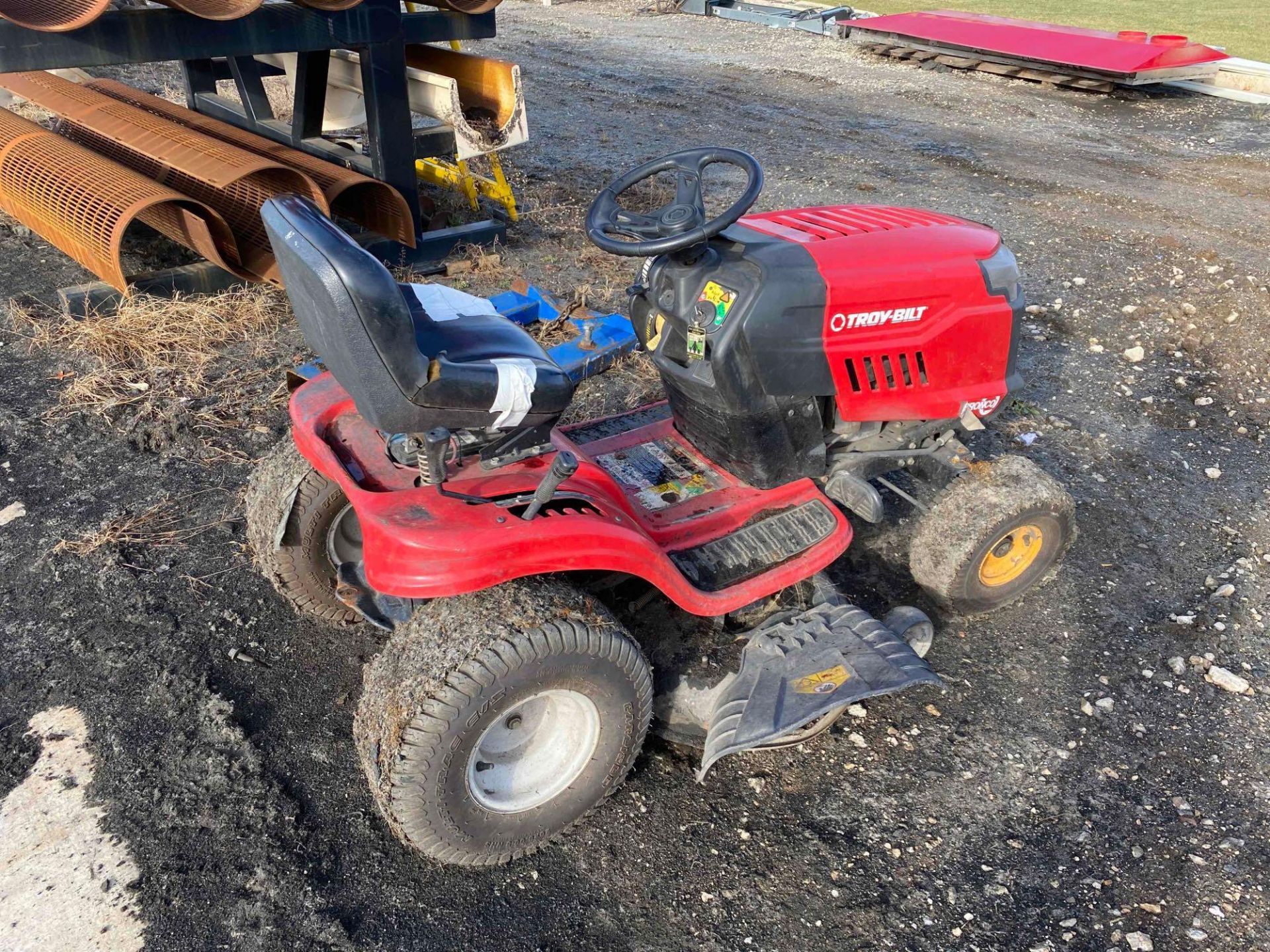 Troy Bilt Riding Mower - Image 4 of 8