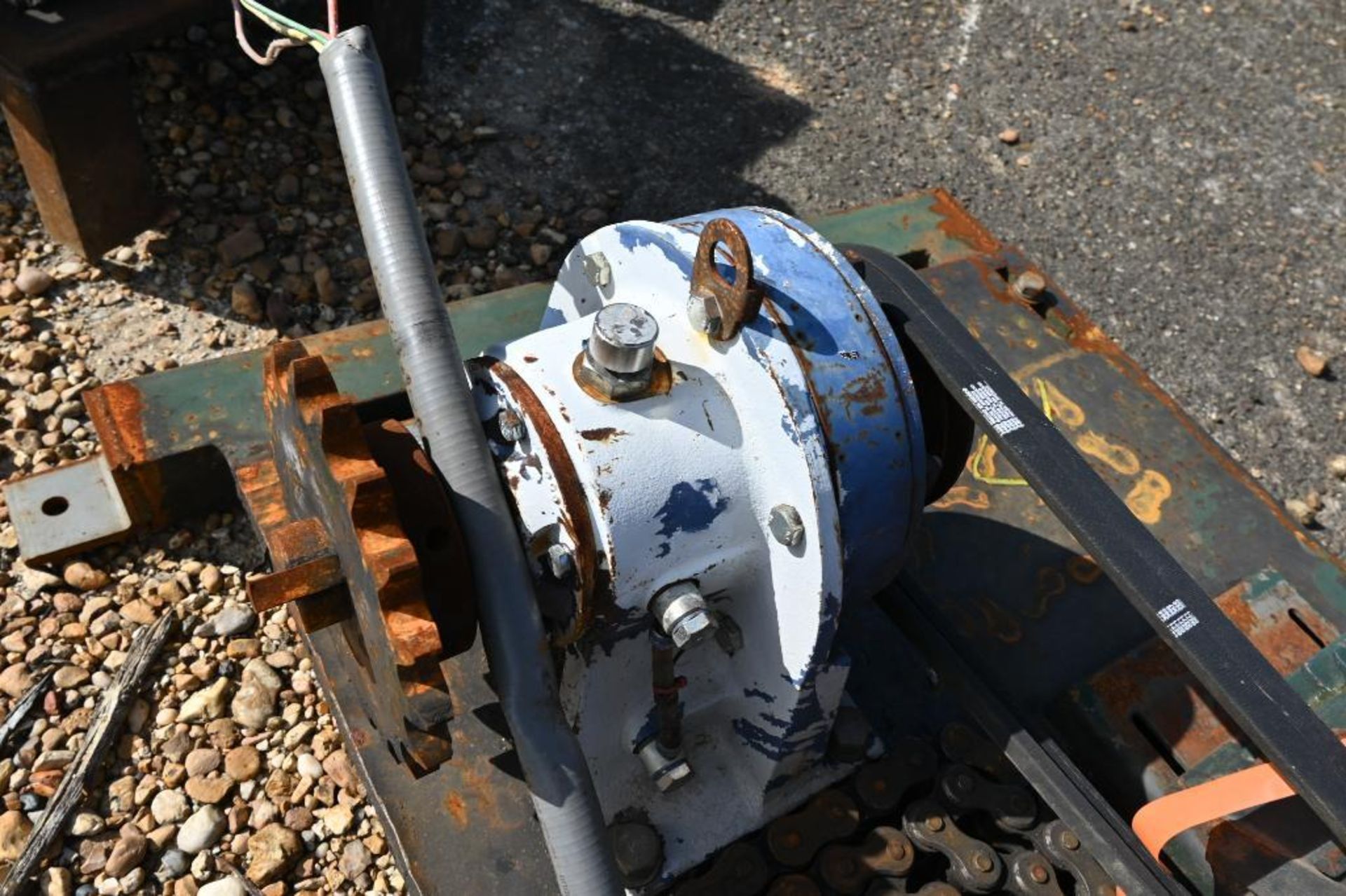 (2) Electric Motors with Gearboxes - Image 8 of 9